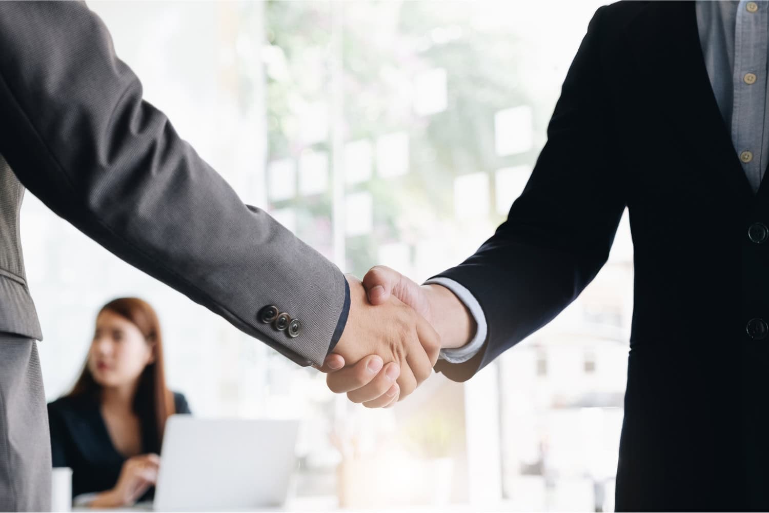 Grooming & Business Etiquette img